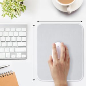 lót chuột nhỏ 21x26cm vải dày dặn có thể giặt chống trượt in hình , tên theo yêu cầu.