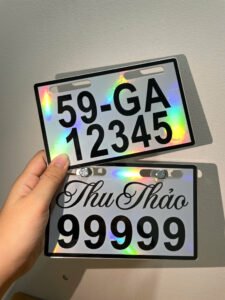 biển số xe điện phản quang, in tên theo yêu cầu. bảng số xe điện màu hologram chống nước, chống trầy phản sáng cực đẹp
